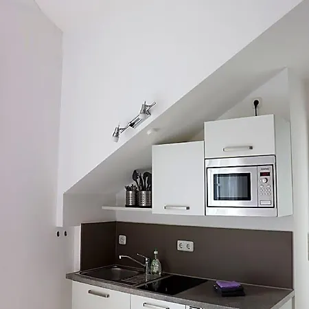 فندق Meywohnen Stadthaus 3*